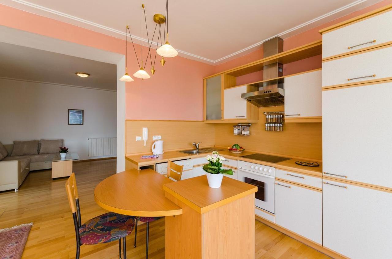 Jurincic Apartment ซริกเวนิซา ห้อง รูปภาพ